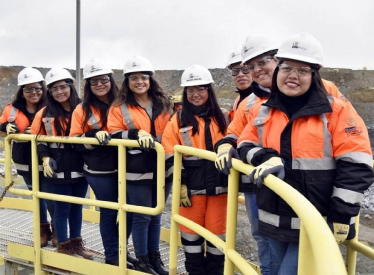Mujeres en Minería