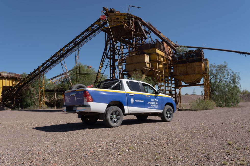 Policia Ambiental Minera