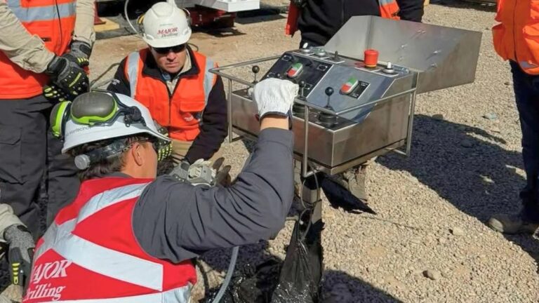 MAJOR DRILLING