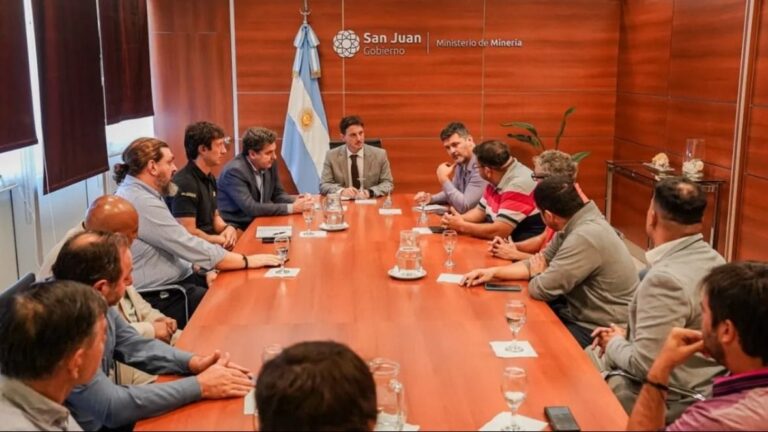 Proveedores Mineros