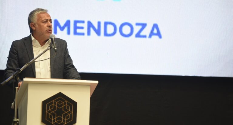 Gobernador Alfredo Cornejo