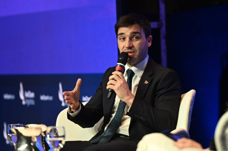 AMCHAM